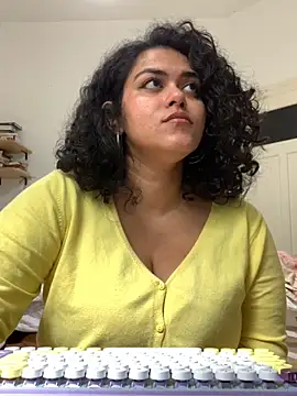 Curvydesifromgermany online show from 09.09.25