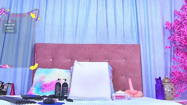 AuraRoss online show from 01.18.26