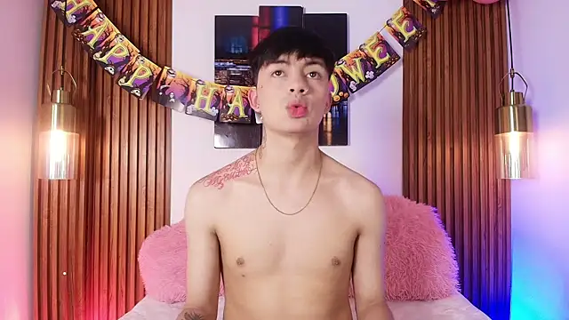 Steev Novoa online show from 10.21.25