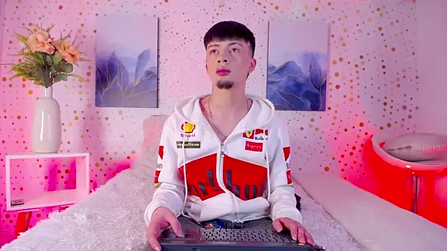 Steev Novoa online show from 02.04.26