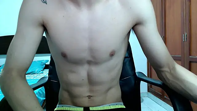 Snapshot of Dei_v_48 chatting on 09.18.25 Dei v 48 online show from 09.18.25