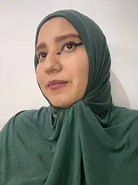 Snapshot of hannahayat chatting on 01.04.25 hannahayat online show from 01.04.25