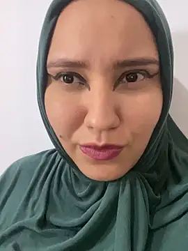 Snapshot of hannahayat chatting on 01.31.25 hannahayat online show from 01.31.25