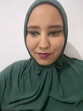 Snapshot of hannahayat chatting on 01.31.25 hannahayat online show from 01.31.25