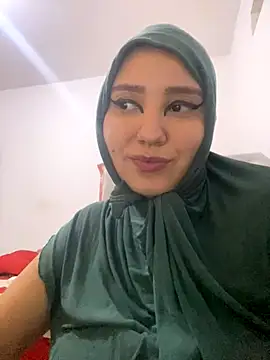 Snapshot of hannahayat chatting on 09.20.25 hannahayat online show from 09.20.25