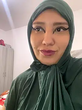 Snapshot of hannahayat chatting on 09.23.25 hannahayat online show from 09.23.25