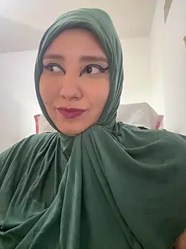 Snapshot of hannahayat chatting on 09.25.25 hannahayat online show from 09.25.25