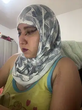 hannahayat online show from 04.17.26