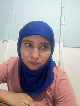 Snapshot of hannahayat chatting on 06.29.26 hannahayat online show from 06.29.26