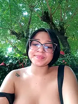 -VICKKY online show from 02.25.25