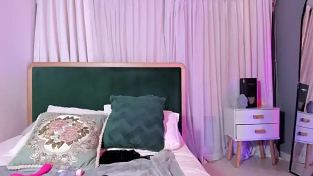 Snapshot of tiffany_becker chatting on 03.15.25 tiffany becker online show from 03.15.25