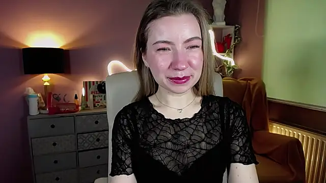 Mia Tasty online show from 03.21.25