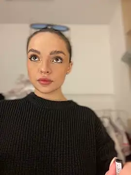 Snapshot of AnaWest chatting on 02.22.25 AnaWest online show from 02.22.25