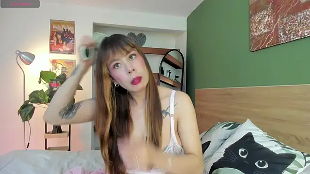 Snapshot of iriiina_veneno chatting on 07.18.26 iriiina veneno online show from 07.18.26