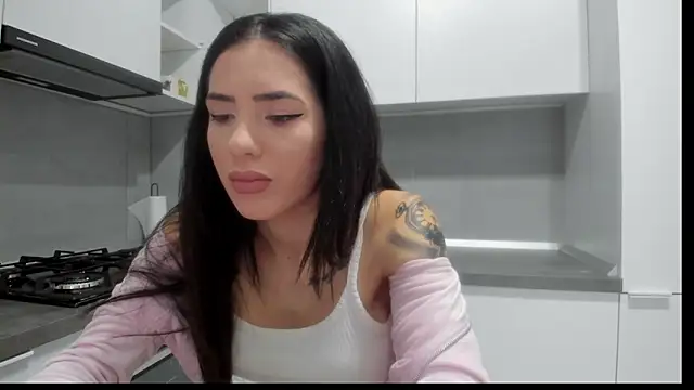 Emmapmg online show from 11.28.25