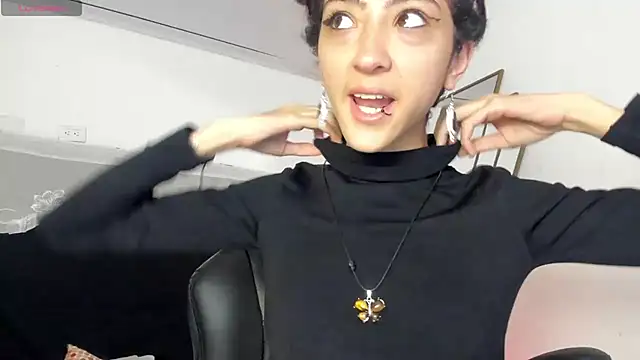 BonnieCute  online show from 01.09.25