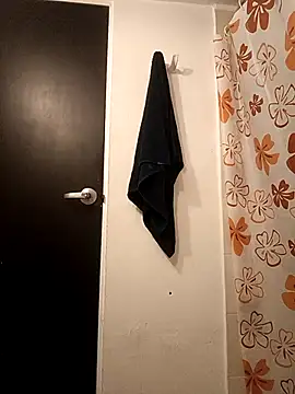 Snapshot of Alona_Evans chatting on 02.14.25 Alona Evans online show from 02.14.25