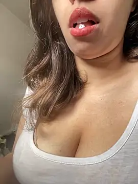 farah-36 online show from 12.20.24