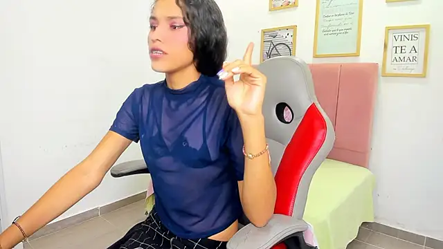 Evelin shy online show from 11.07.25