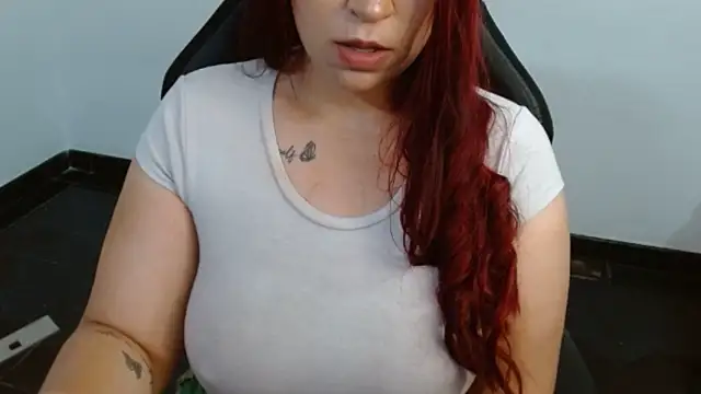 Snapshot of cata__gutierrez_ chatting on 03.09.25 cata gutierrez online show from 03.09.25