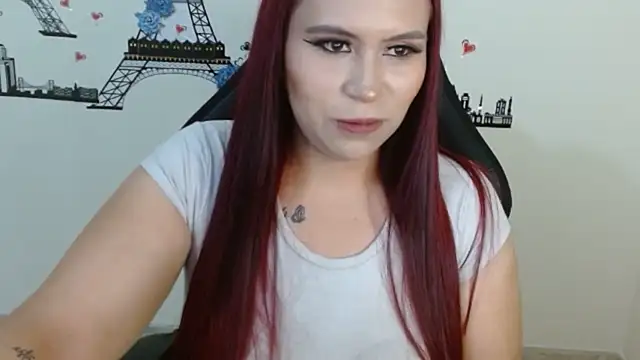 Snapshot of cata__gutierrez_ chatting on 11.19.25 cata gutierrez online show from 11.19.25