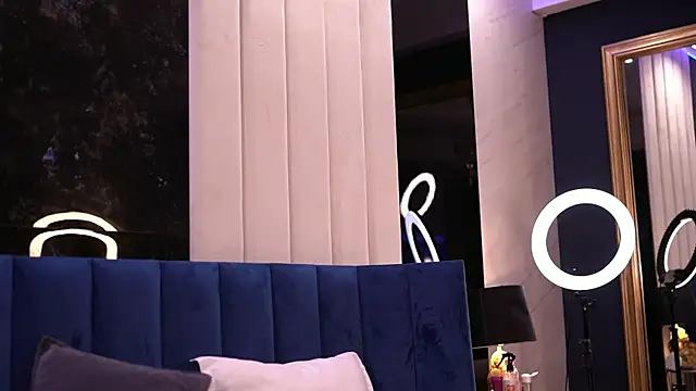 AishaDevoe online show from 01.19.25