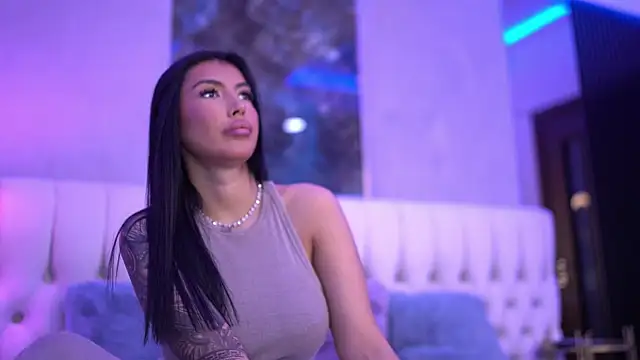 AishaDevoe online show from 03.17.25