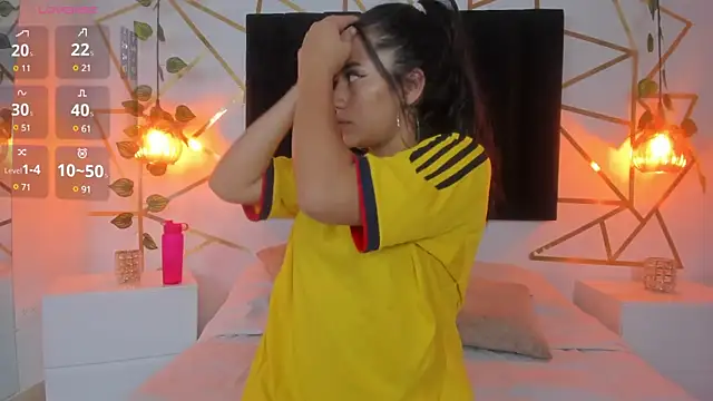 Megan Thompsonn online show from 01.28.25