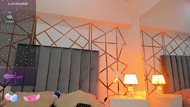 Megan Thompsonn online show from 03.13.25