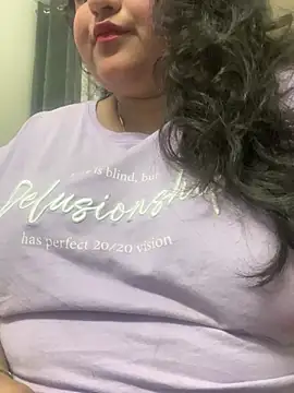 smile pretty online show from 02.18.25