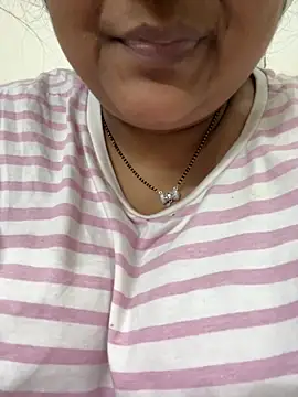 smile pretty online show from 10.09.25