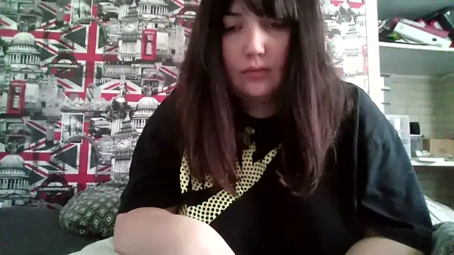 Lynylou online show from 09.28.25