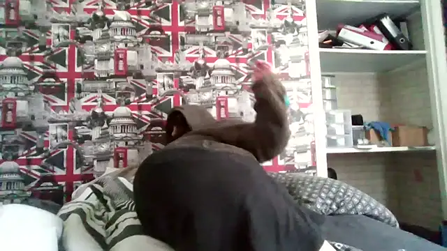 Lynylou online show from 09.30.25