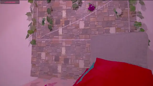 CrazyRousex online show from 03.20.26