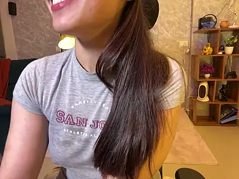 Snapshot of MidnightFlame chatting on 01.09.25 MidnightFlame online show from 01.09.25