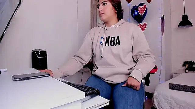 Snapshot of angel_hardy_dl chatting on 02.23.25 angel hardy dl online show from 02.23.25