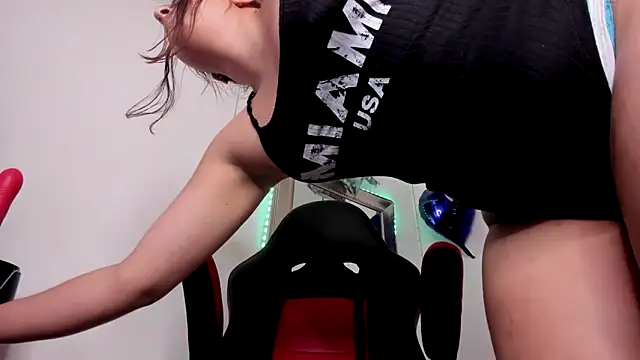 Snapshot of angel_hardy_dl chatting on 02.26.25 angel hardy dl online show from 02.26.25