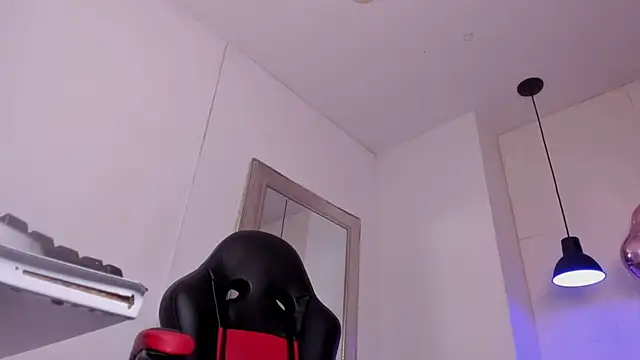 Snapshot of angel_hardy_dl chatting on 09.12.25 angel hardy dl online show from 09.12.25