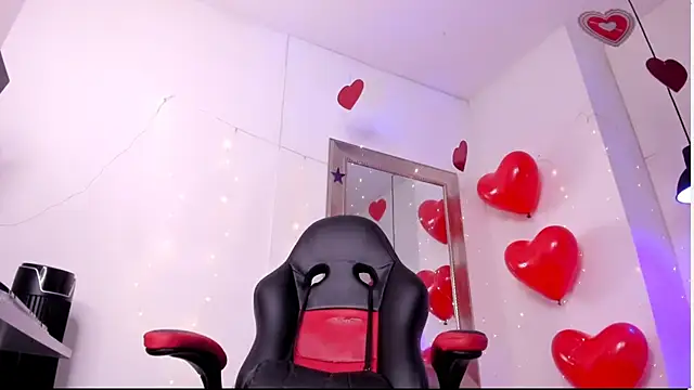 Snapshot of angel_hardy_dl chatting on 02.19.26 angel hardy dl online show from 02.19.26