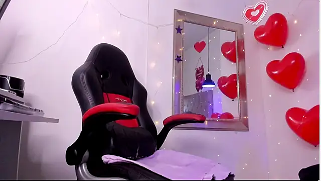 Snapshot of angel_hardy_dl chatting on 02.28.26 angel hardy dl online show from 02.28.26