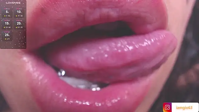 Georgina 1t online show from 02.28.25