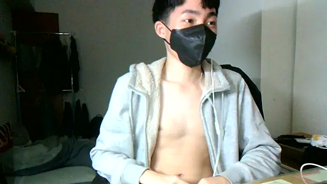 Snapshot of max5388 chatting on 02.18.25 max5388 online show from 02.18.25