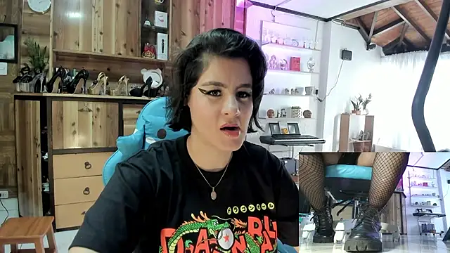 Cristina Vanegas631 online show from 10.10.25