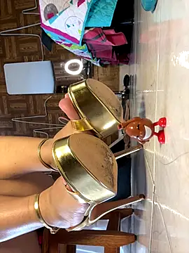 Cristina Vanegas631 online show from 12.13.25