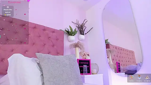 emily bank online show from 03.11.25