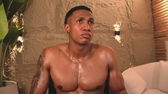 Logan Varela online show from 03.06.25