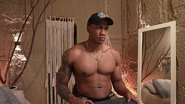 Logan Varela online show from 09.24.25