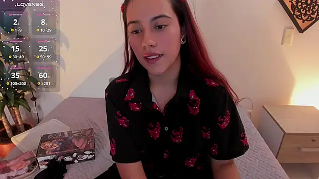 Agatha Vixen online show from 02.04.25