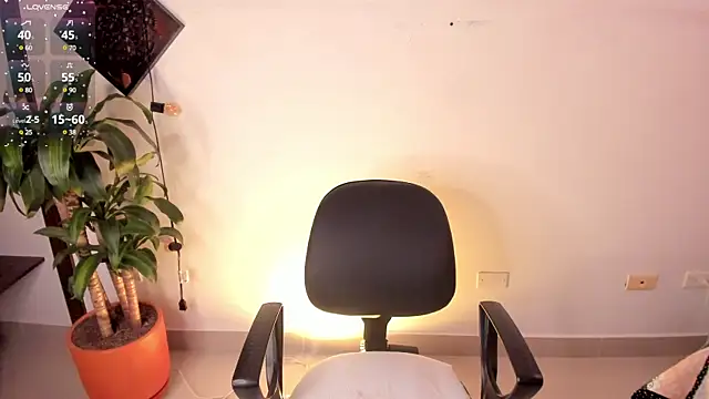 Agatha Vixen online show from 03.12.25