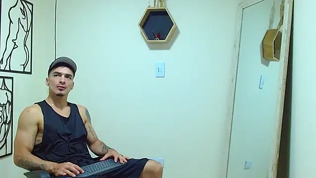 Big ValentinHunk online show from 12.21.25